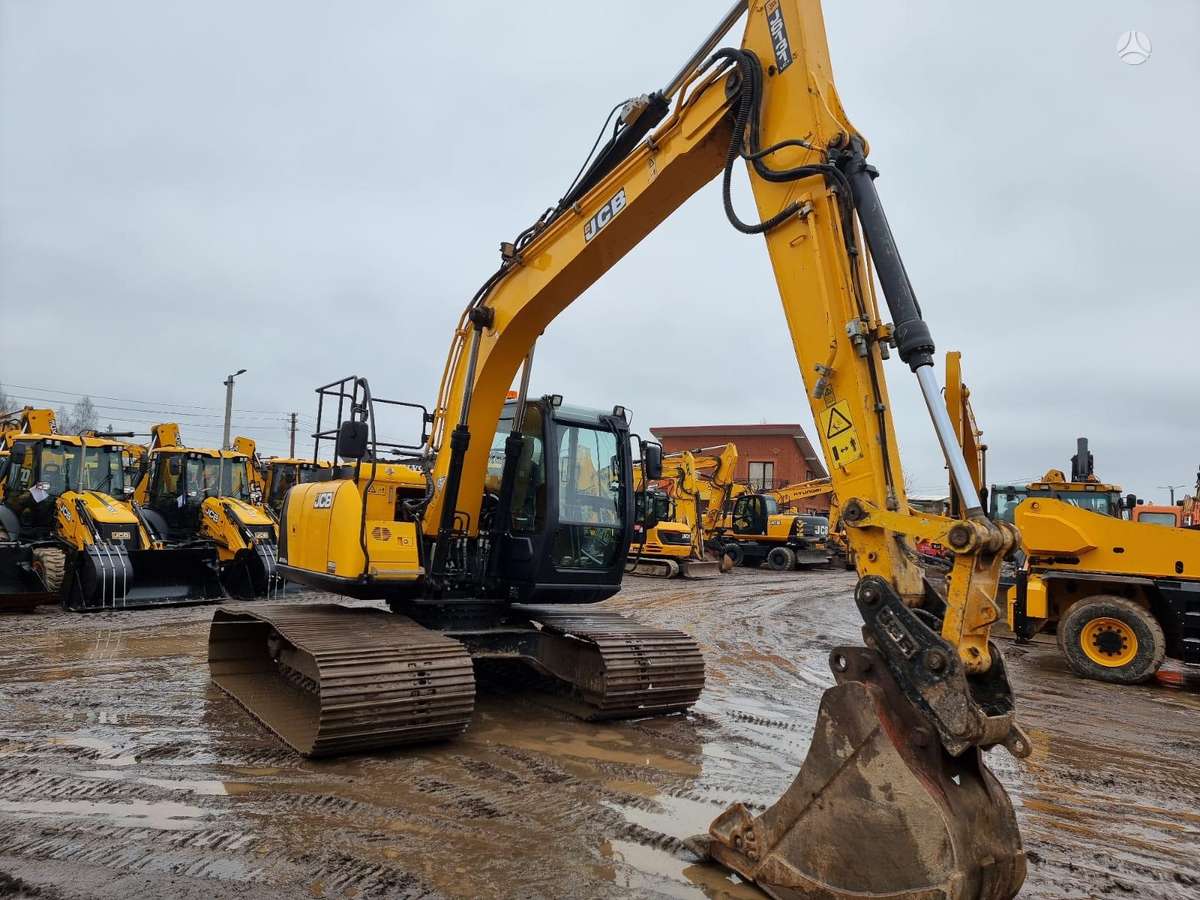 JCB JS 131LC BOG MASTER, экскаваторы