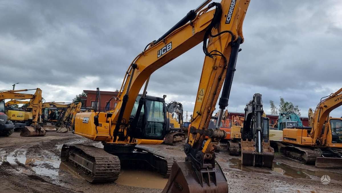 JCB JS220LC, экскаваторы