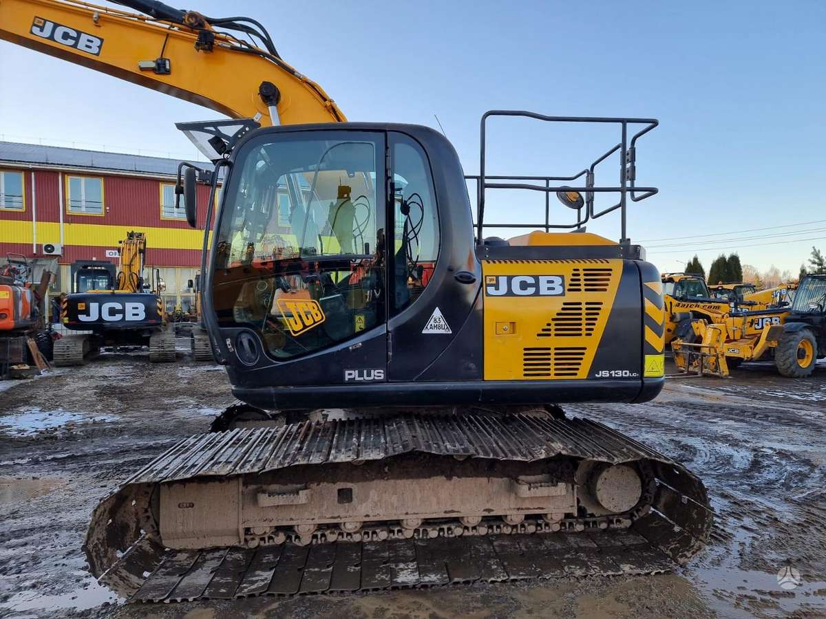 JCB JS130 LC+T4 BOG Master, excavator