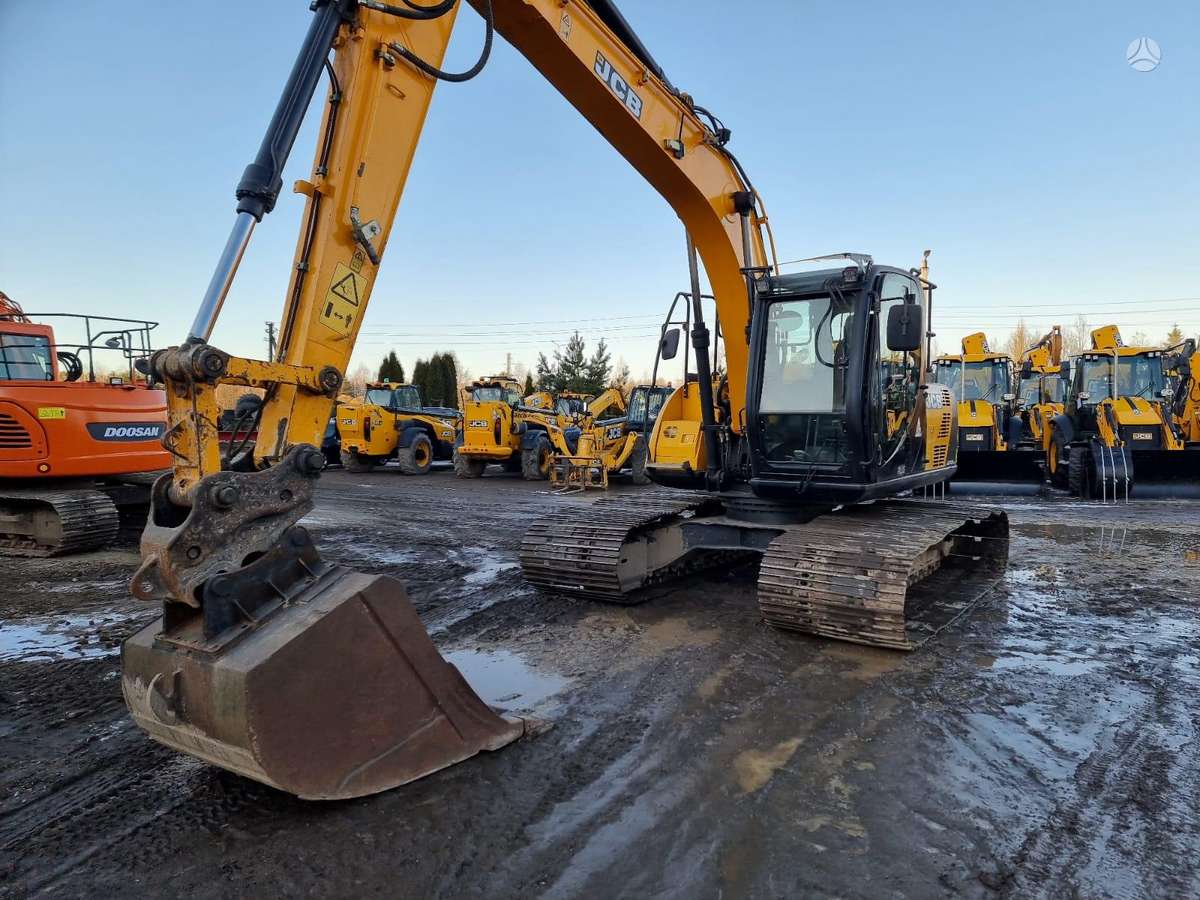 JCB JS130 LC+T4 BOG Master, excavator