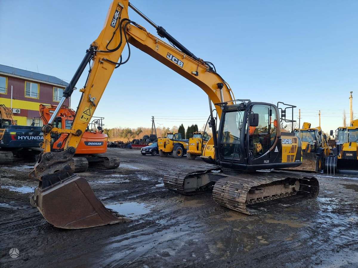 JCB JS130 LC+T4 BOG Master, excavator