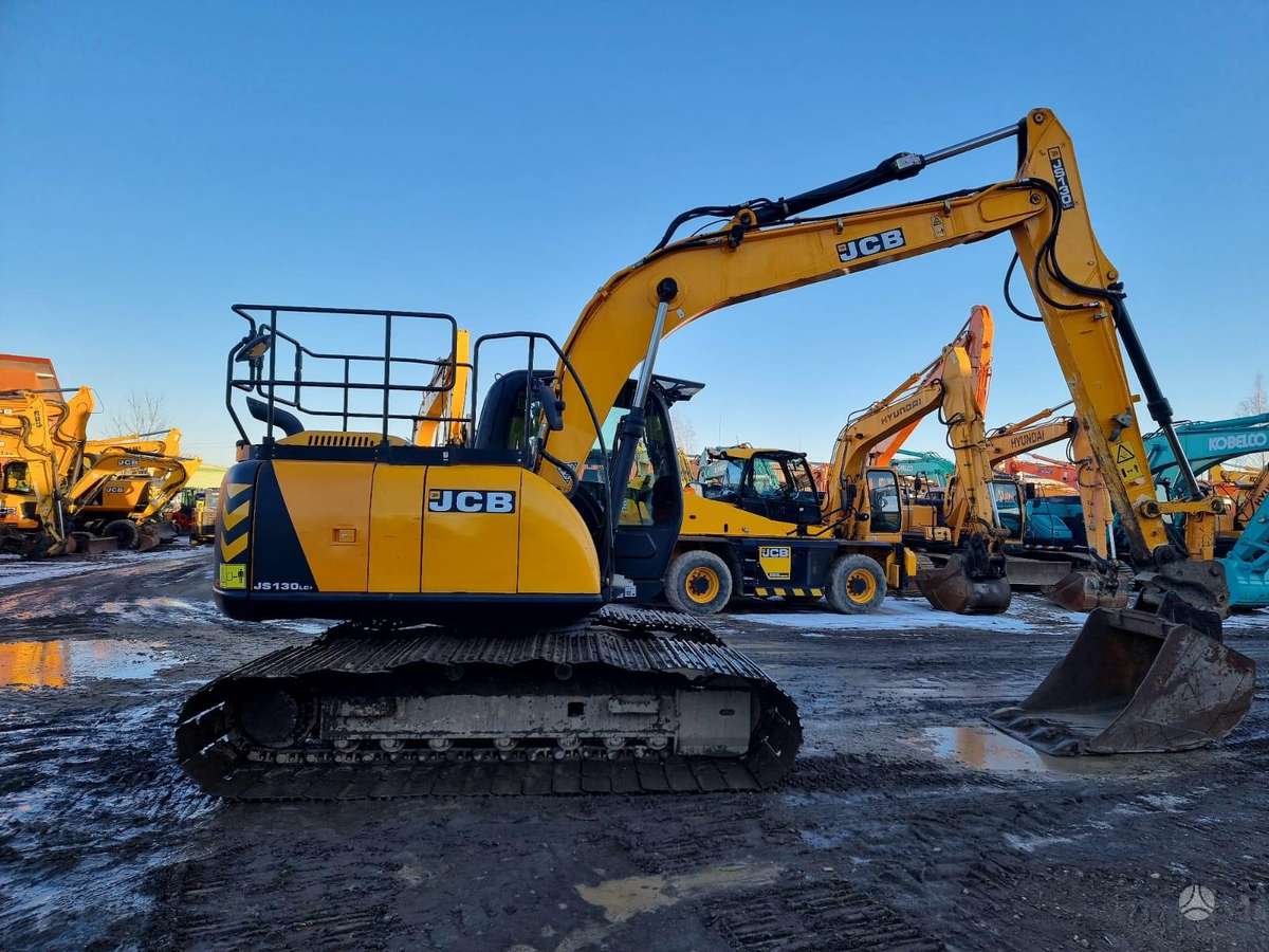 JCB JS130 LC+T4 BOG Master, excavator