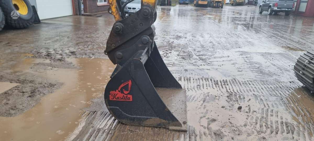JCB JS130 LC+T4 PLUS, excavator