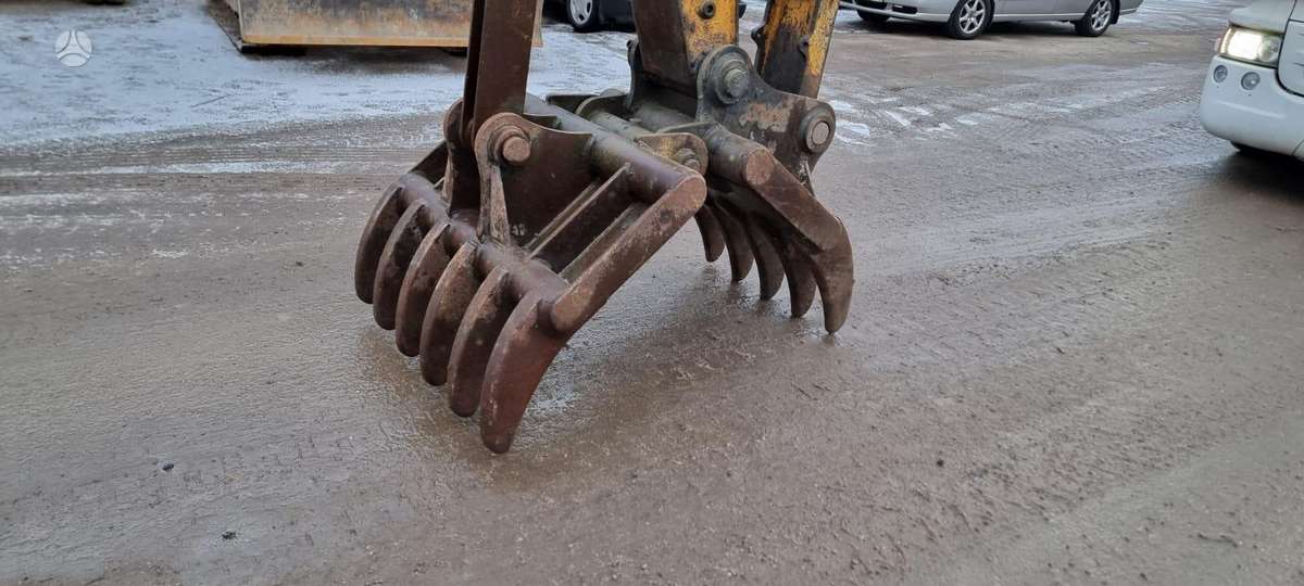 JCB JS160 LC, ekskavatoriai