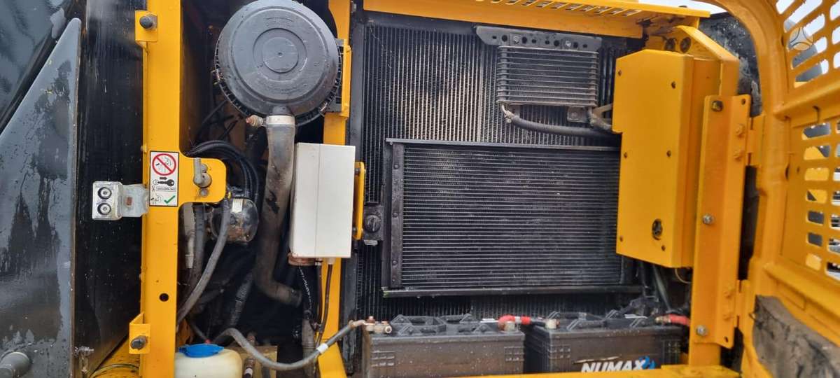 JCB JS160 LC T4, ekskavatori