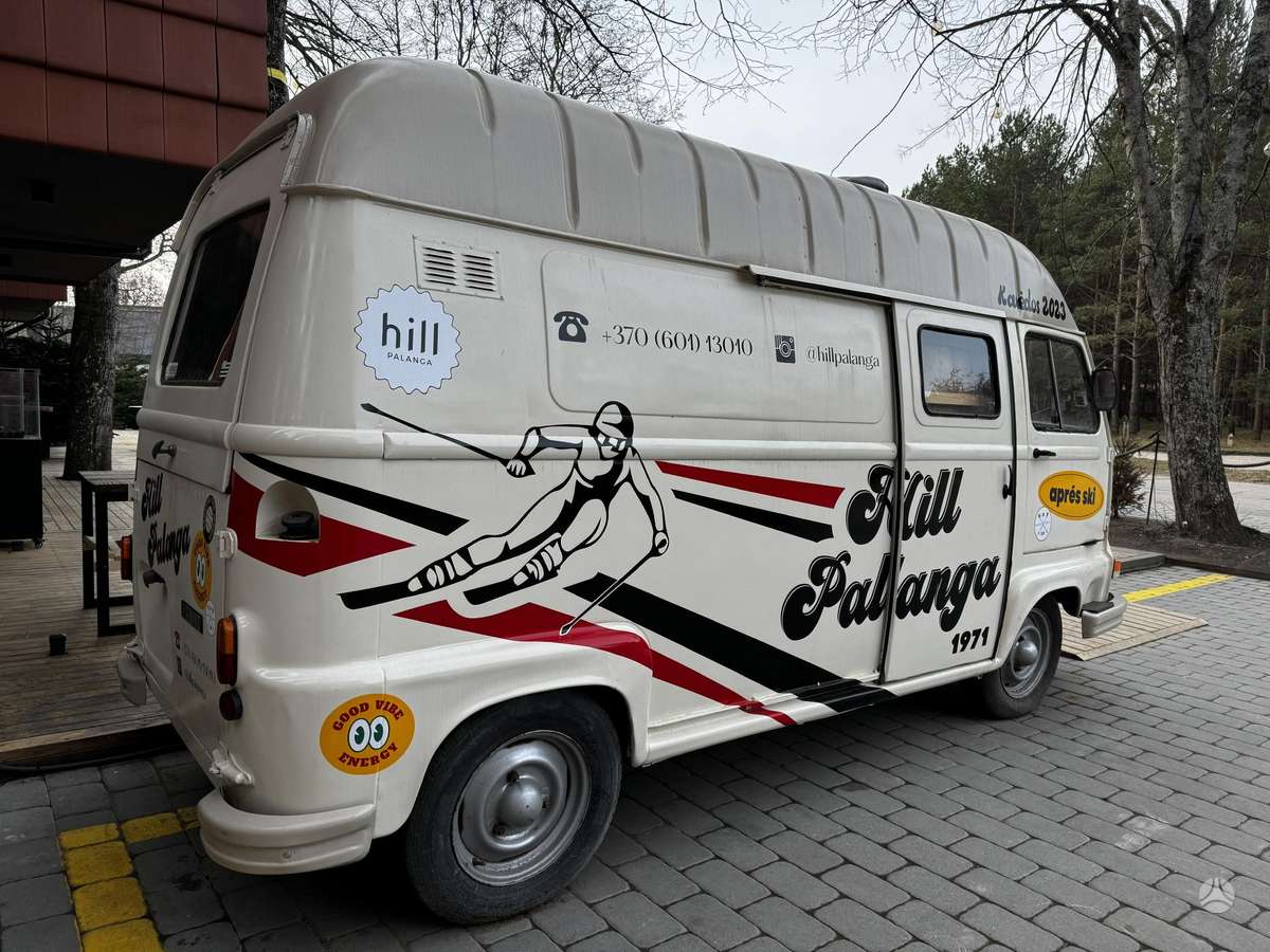 Renault Estafette, Коммерческий