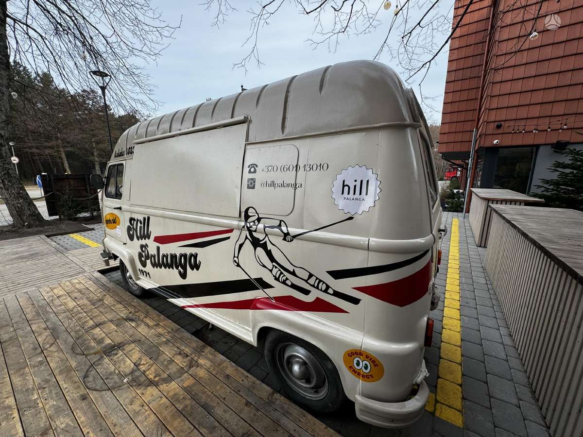 Renault Estafette, Коммерческий