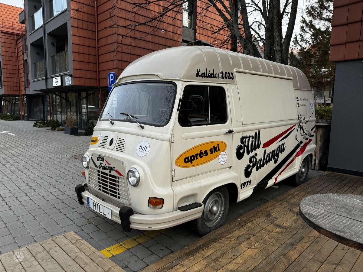 Renault Estafette, Коммерческий
