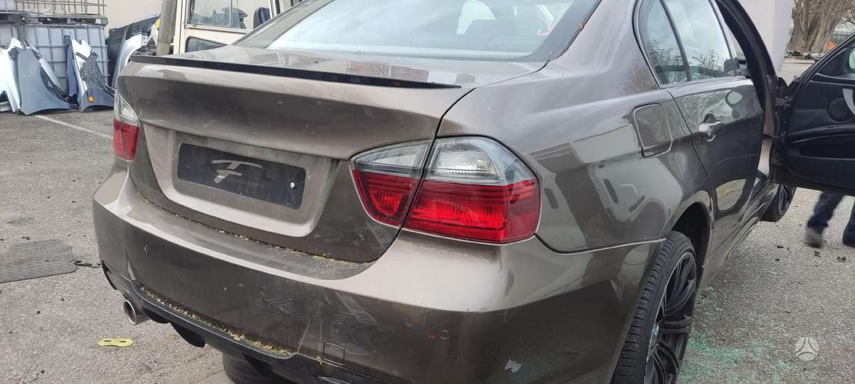 BMW 3 serija 2 0d 3 5d 37069885048