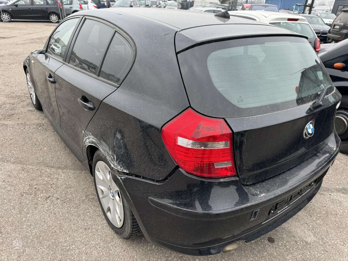 BMW 1 serija