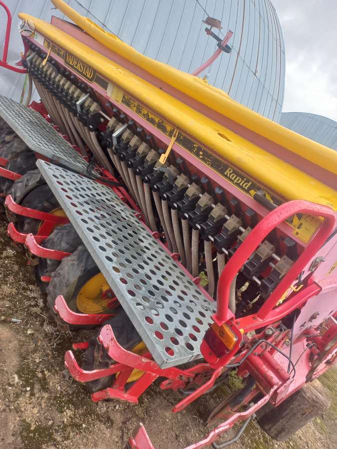 Vaderstad RAPID 400 C