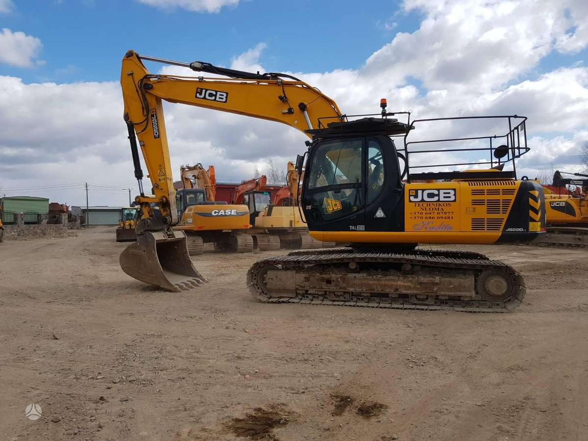 JCB JS220LC, excavator