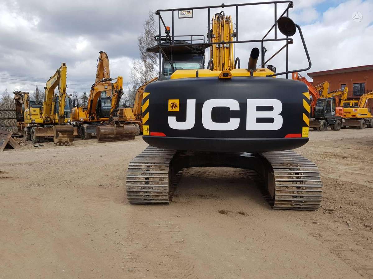 JCB JS220LC, экскаваторы