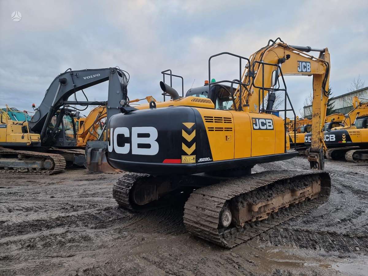 JCB JS220LC (PLUS), экскаваторы