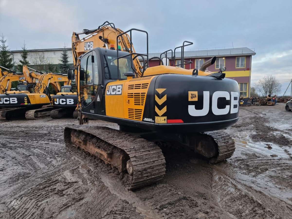 JCB JS220LC (PLUS), excavator