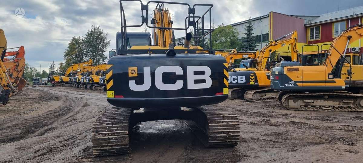 JCB JS220LC Plus, excavator
