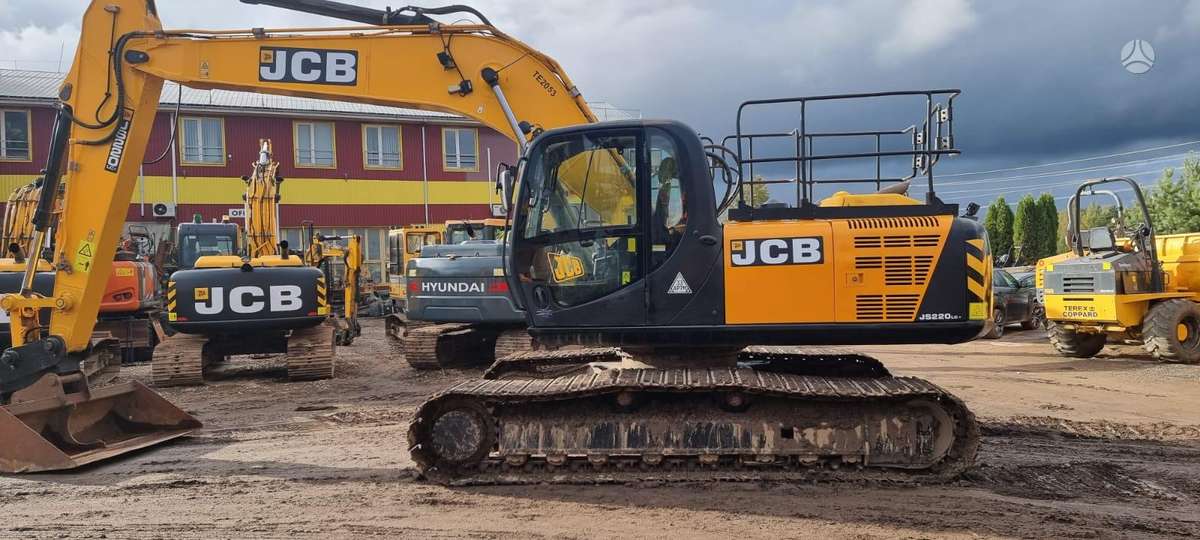 JCB JS220LC Plus, excavator
