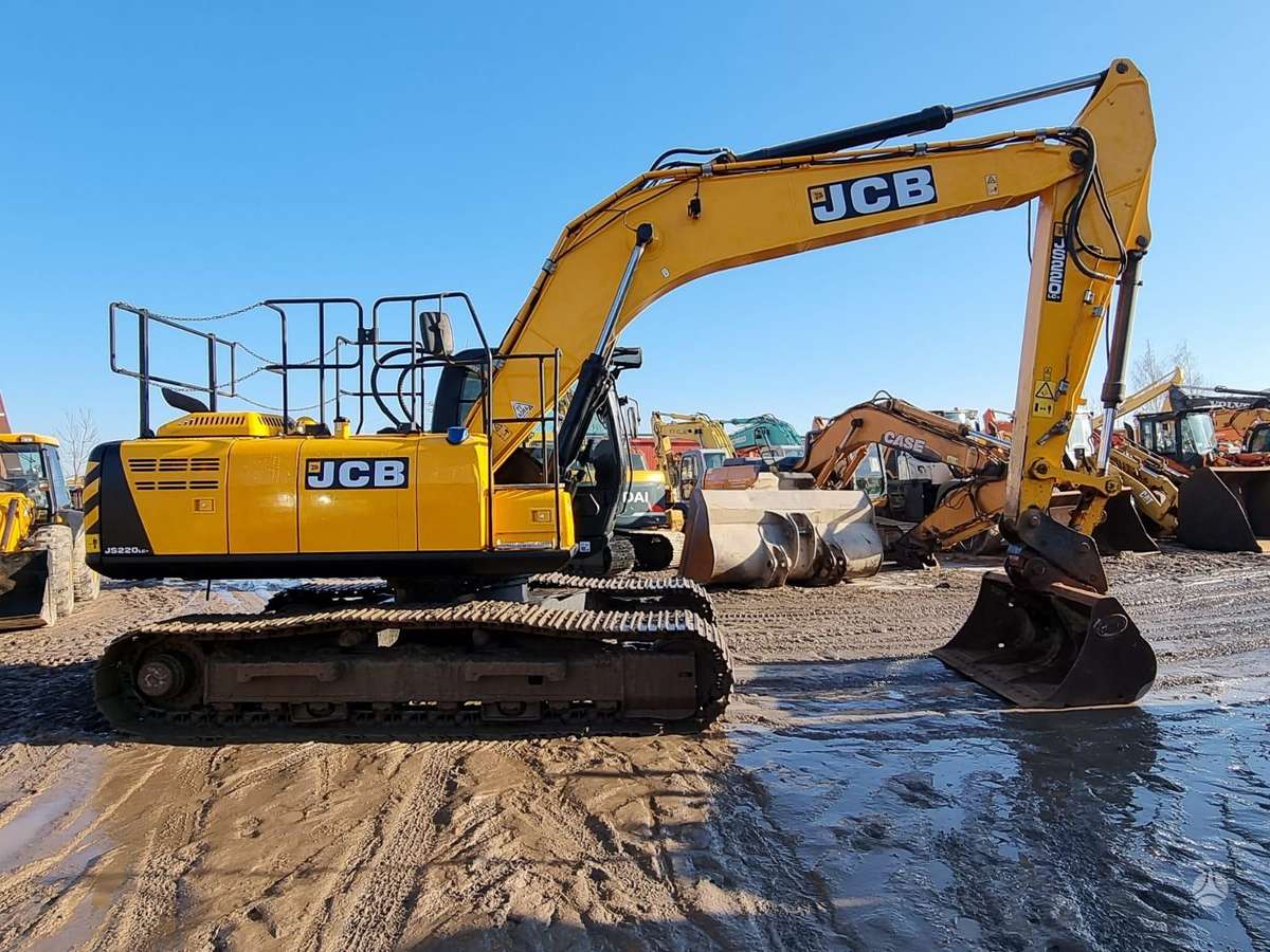 JCB JS220LC Plus, ekskavatori