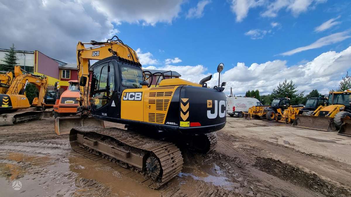 JCB JS220LC Plus, ekskavatori