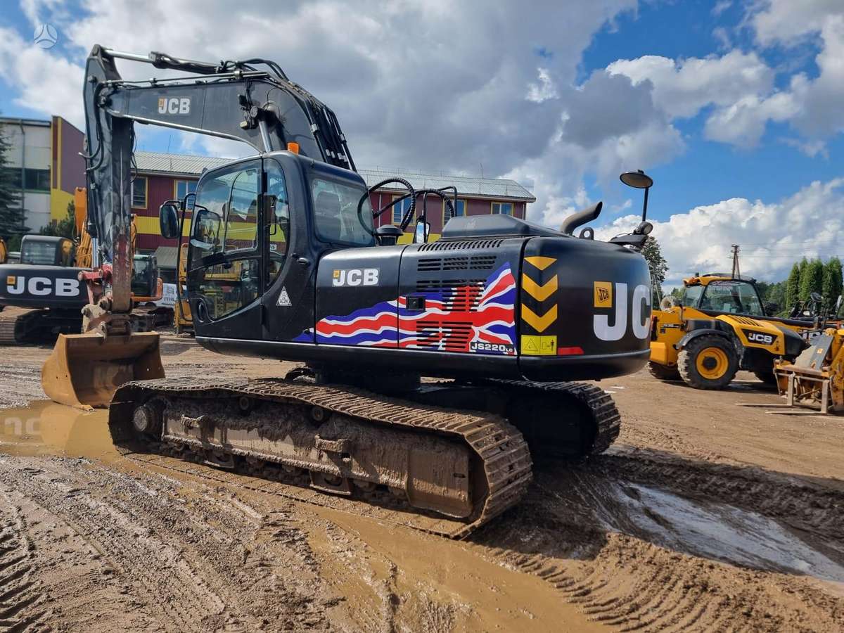 JCB JS220LC T4, экскаваторы