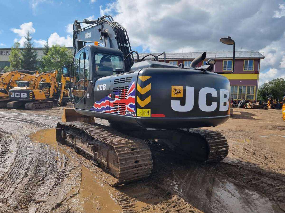 JCB JS220LC T4, ekskavatori