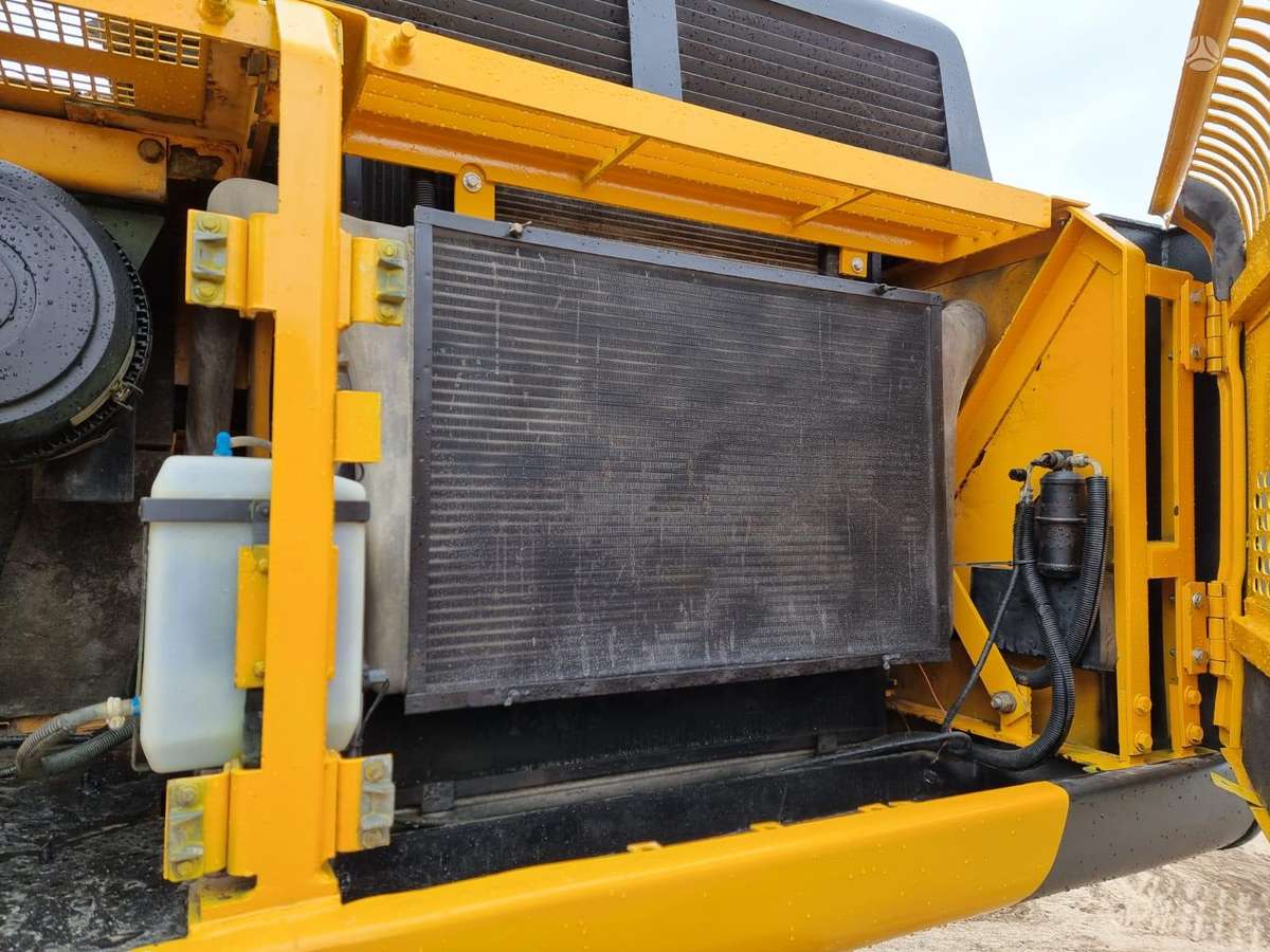 JCB JS330LC, экскаваторы