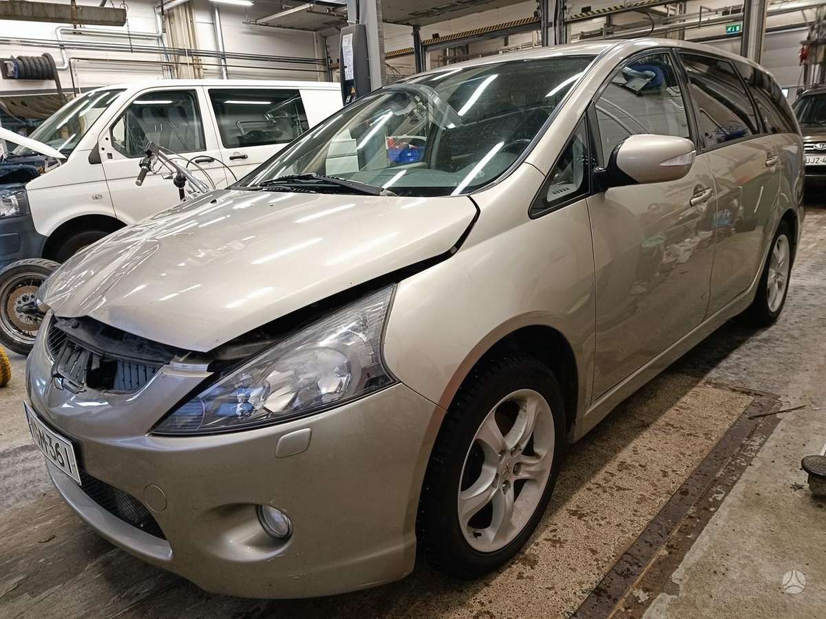 Mitsubishi Grandis