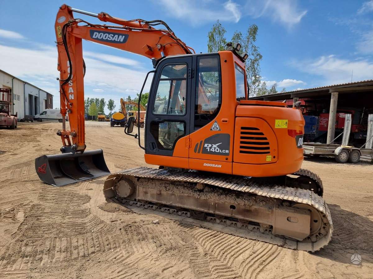 Doosan DX 140 LC-3, экскаваторы
