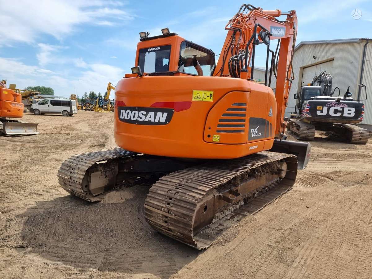 Doosan DX 140 LC-3, экскаваторы