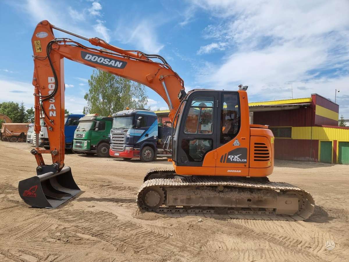 Doosan DX 140 LC-3, экскаваторы