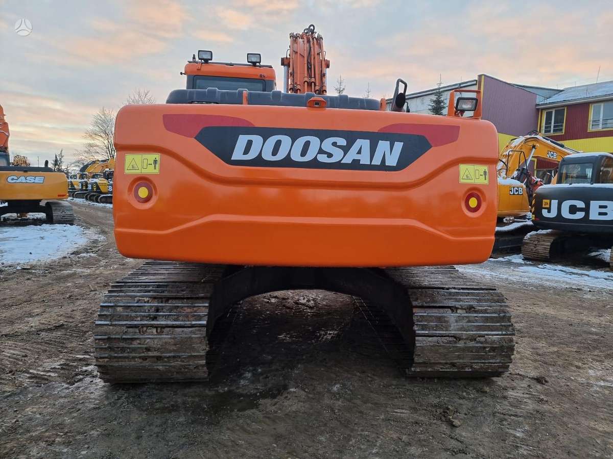 Doosan DX 225LC, ekskavatori
