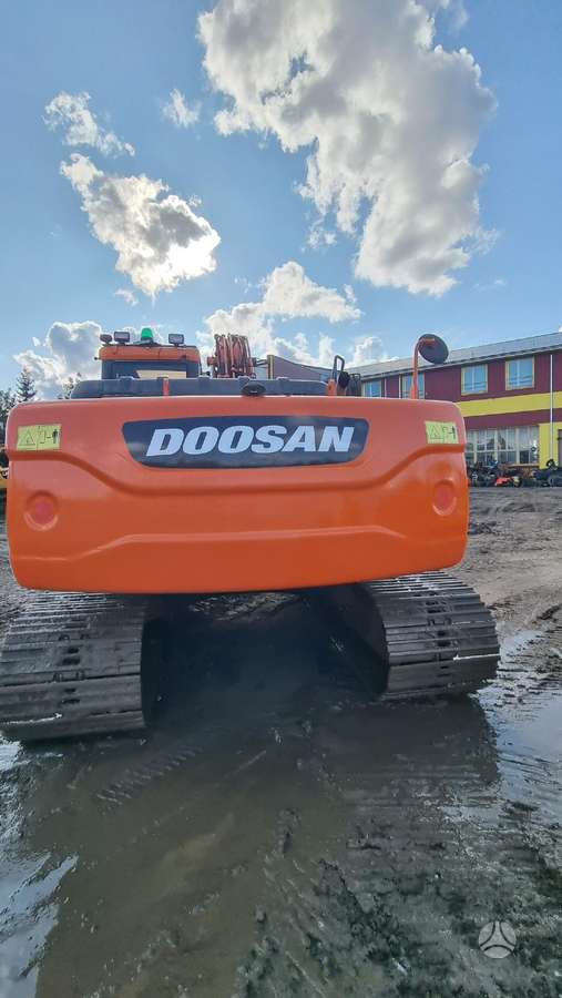 Doosan DX 225LC, ekskavatori