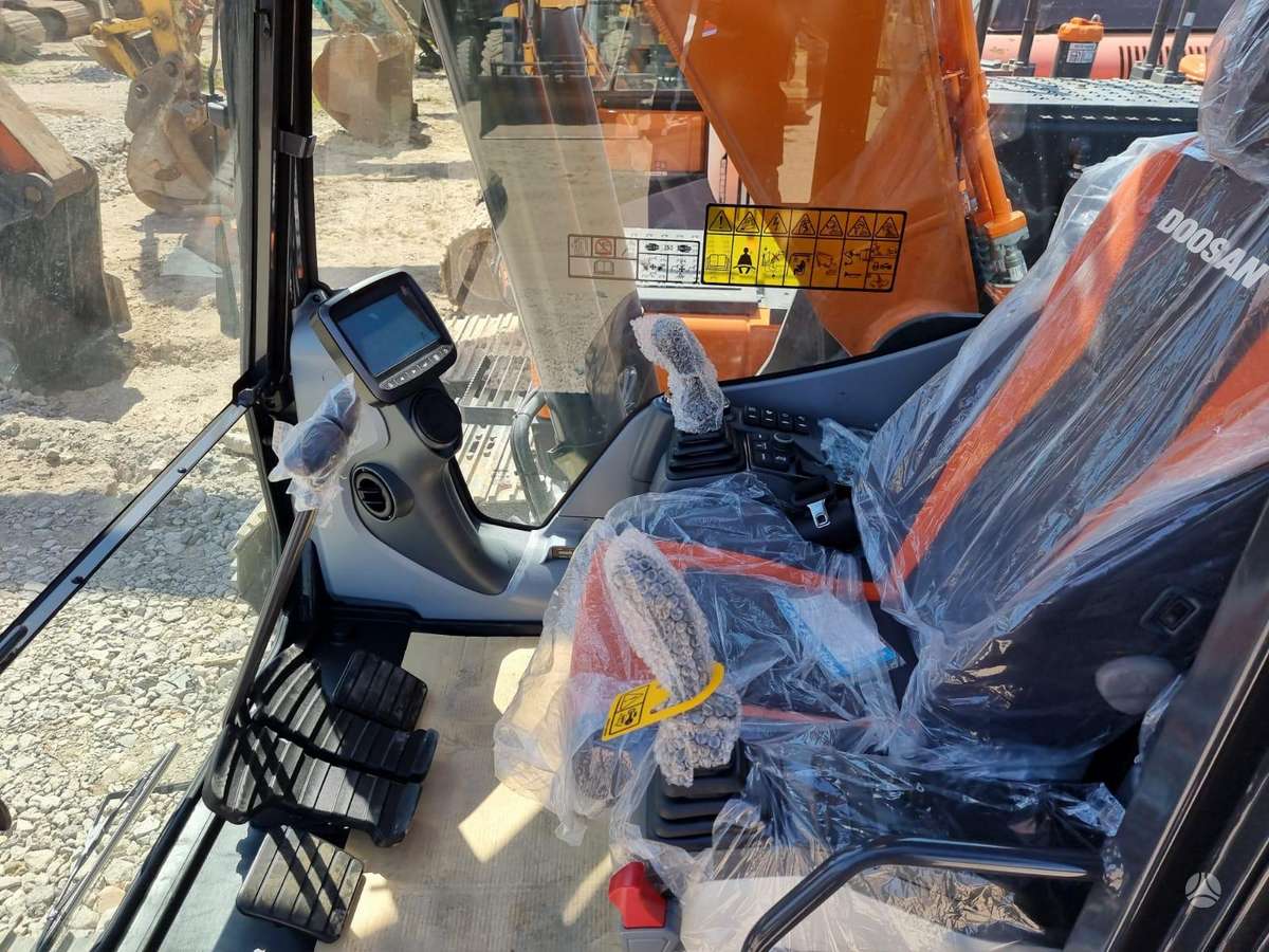 Doosan DX 225LC-5 LONG, экскаваторы