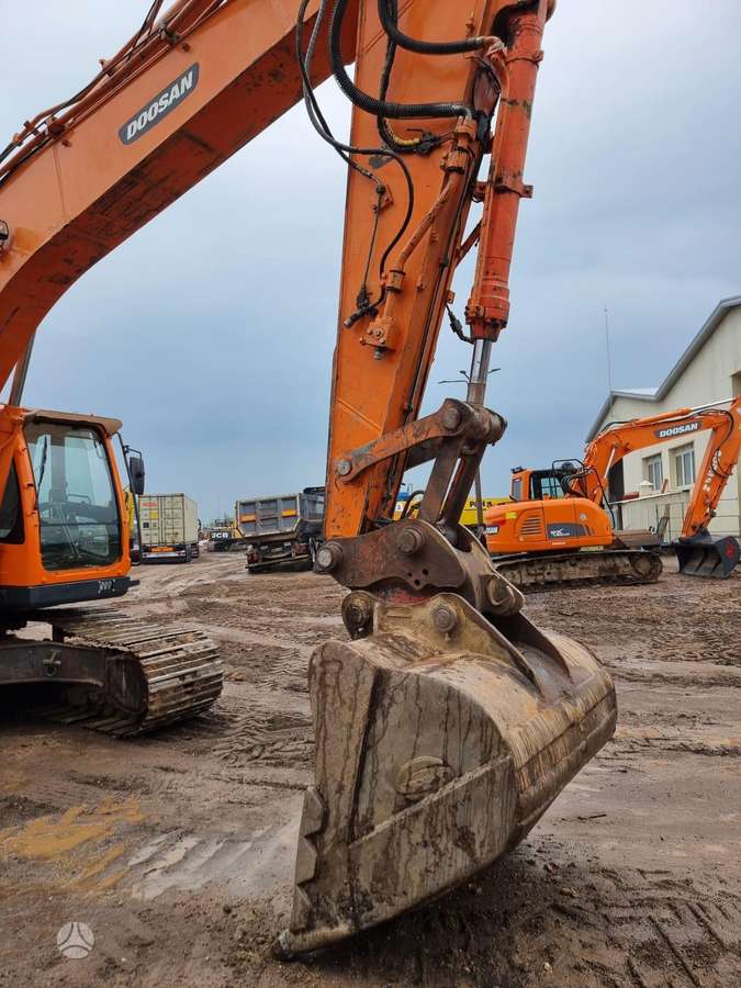 Doosan DX 255LC, экскаваторы