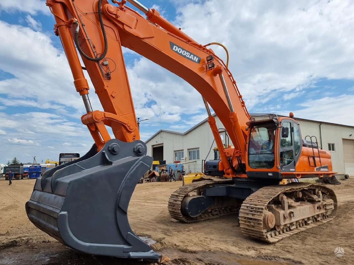 Doosan DX 520LC, экскаваторы
