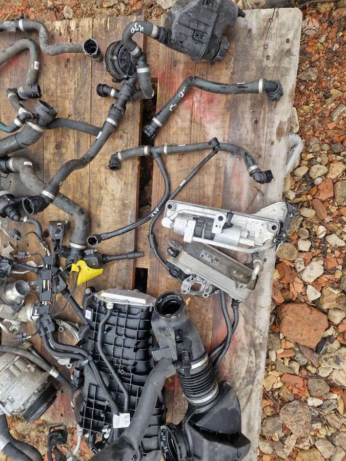 BMW 430 engine parts
