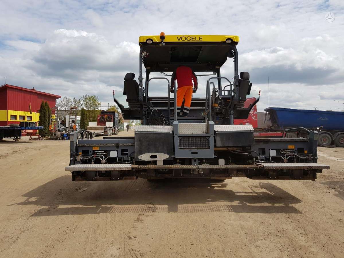 Vögele 1800-3i, paving machinery
