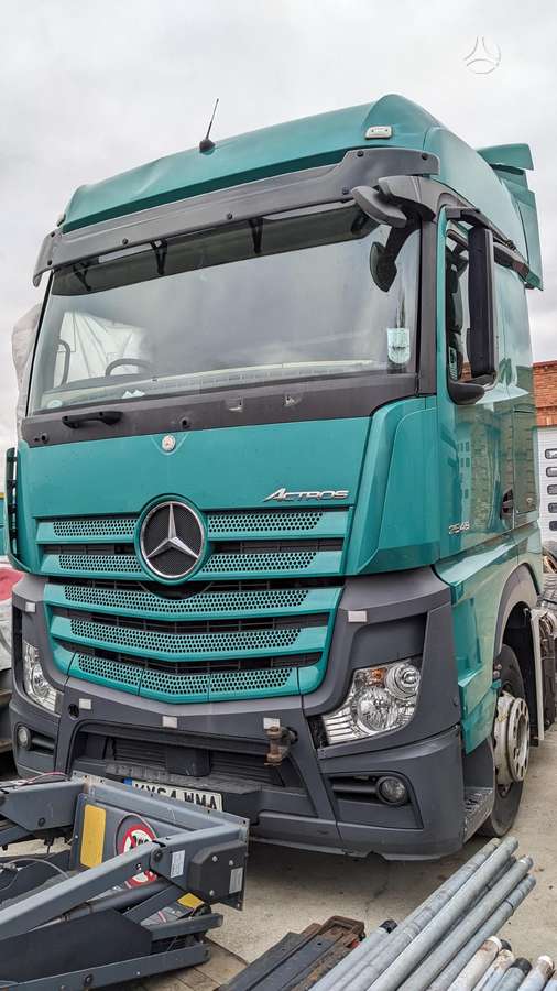 Mercedes-Benz Actros 2545, vilcējs