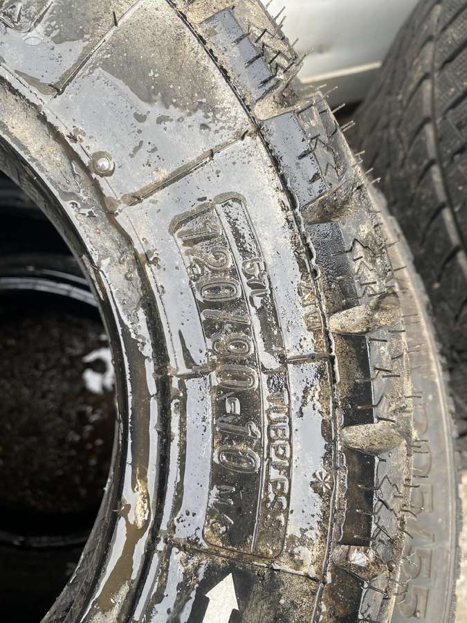 Mitas, universalios 120/90 R10
