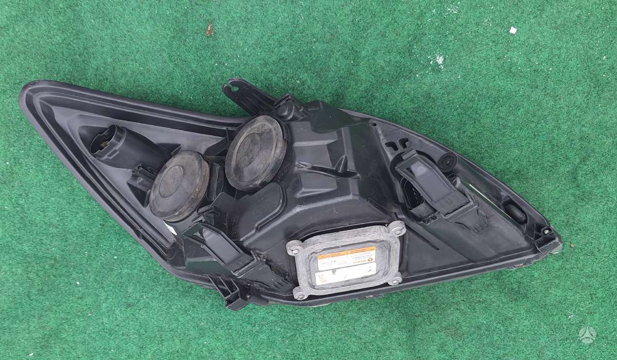 Ford Focus, 8M51-13006-cb