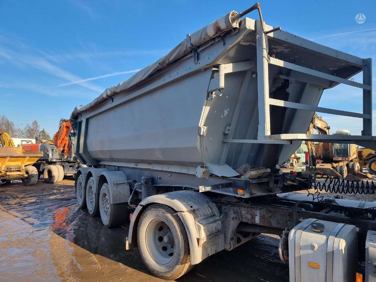 Schmitz Zorzi, dumper / tipper