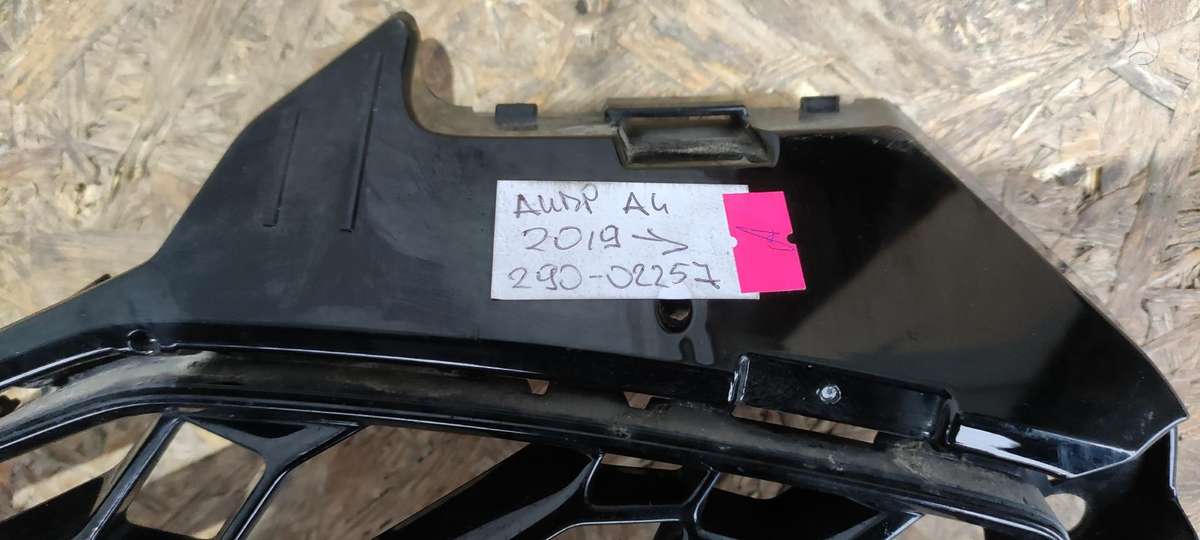 Audi A4, 8W0853651BF, Cen13355