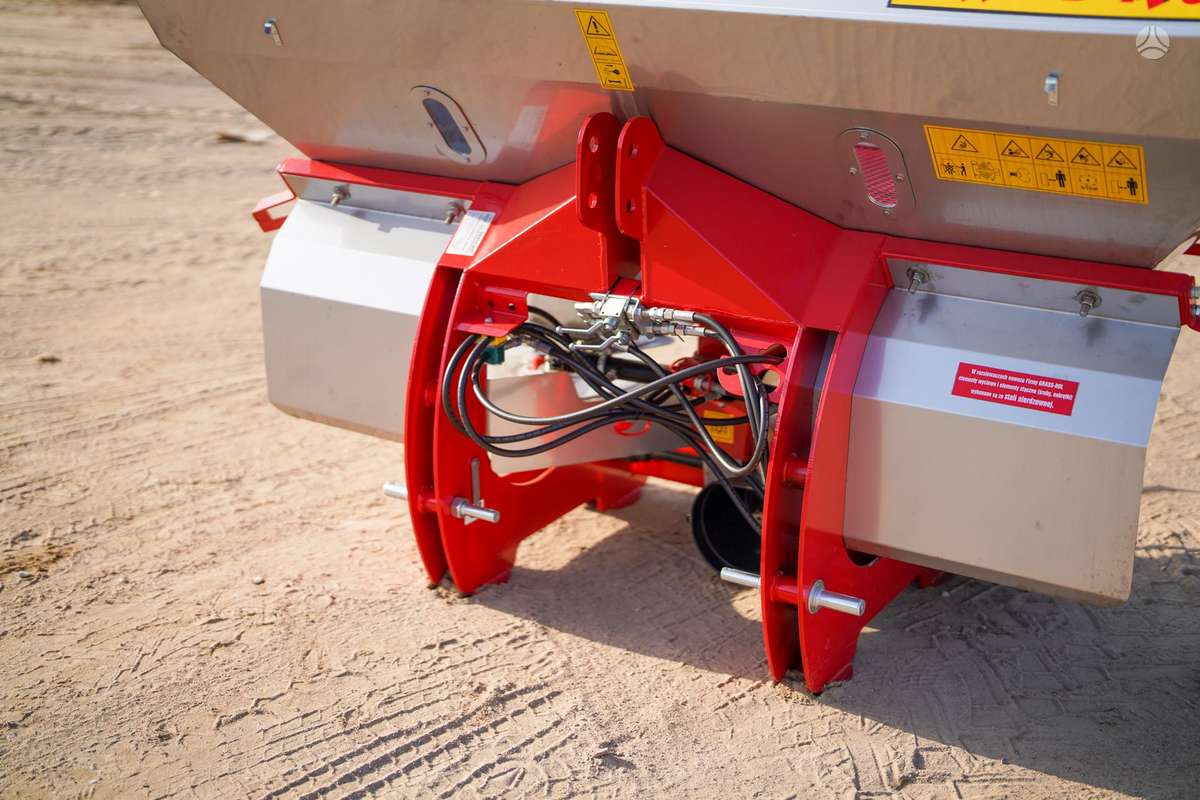 Grass-Rol MASTER 1200, разбрасыватели