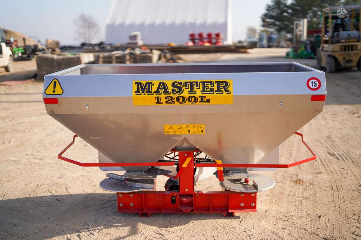 Grass-Rol MASTER 1200, spreaders