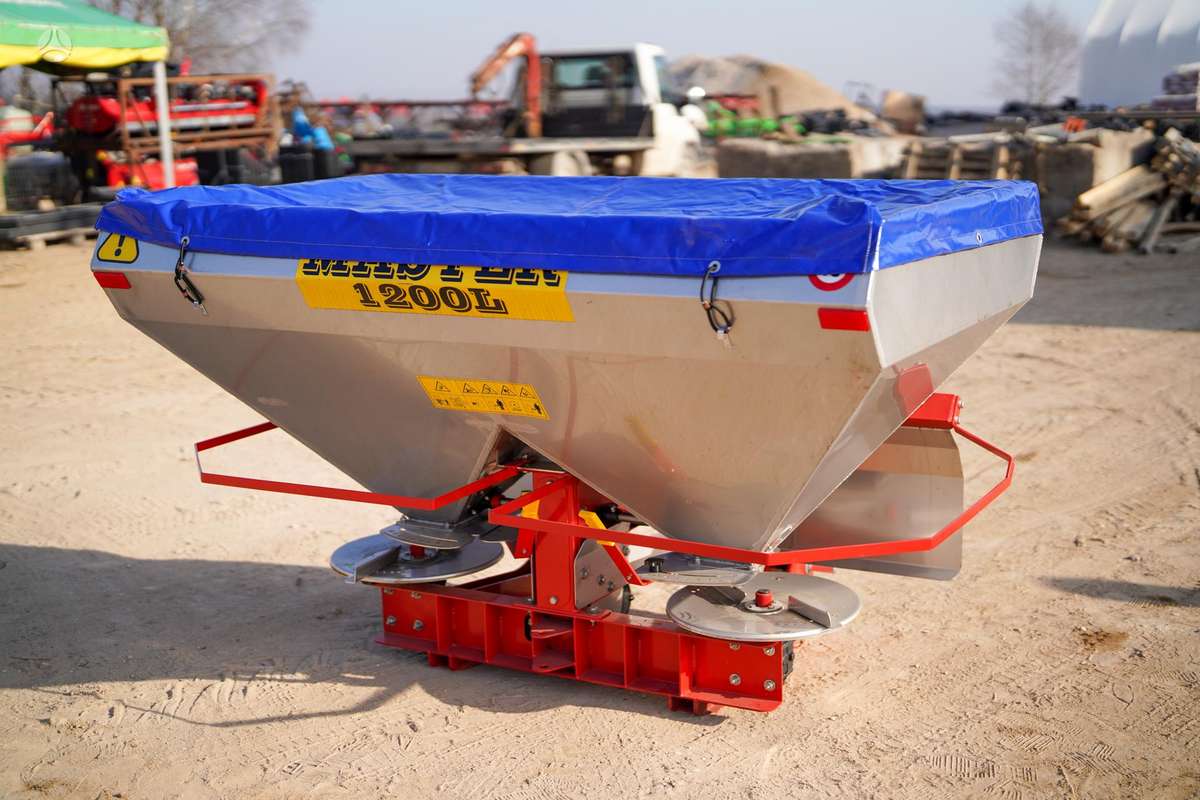 Grass-Rol MASTER 1200, spreaders