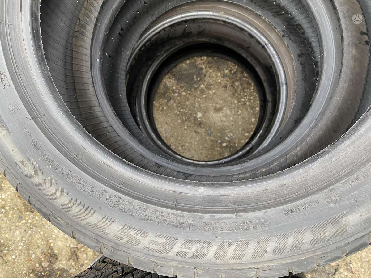 Bridgestone Potenza, летние 225/50 R17