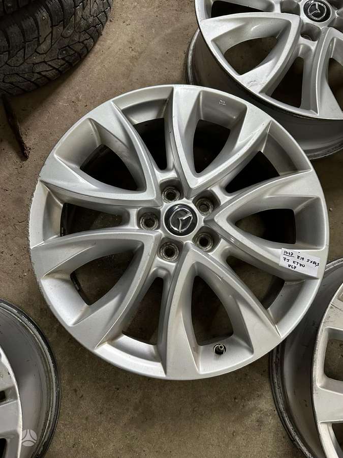 Mazda, vieglmetāla, R19