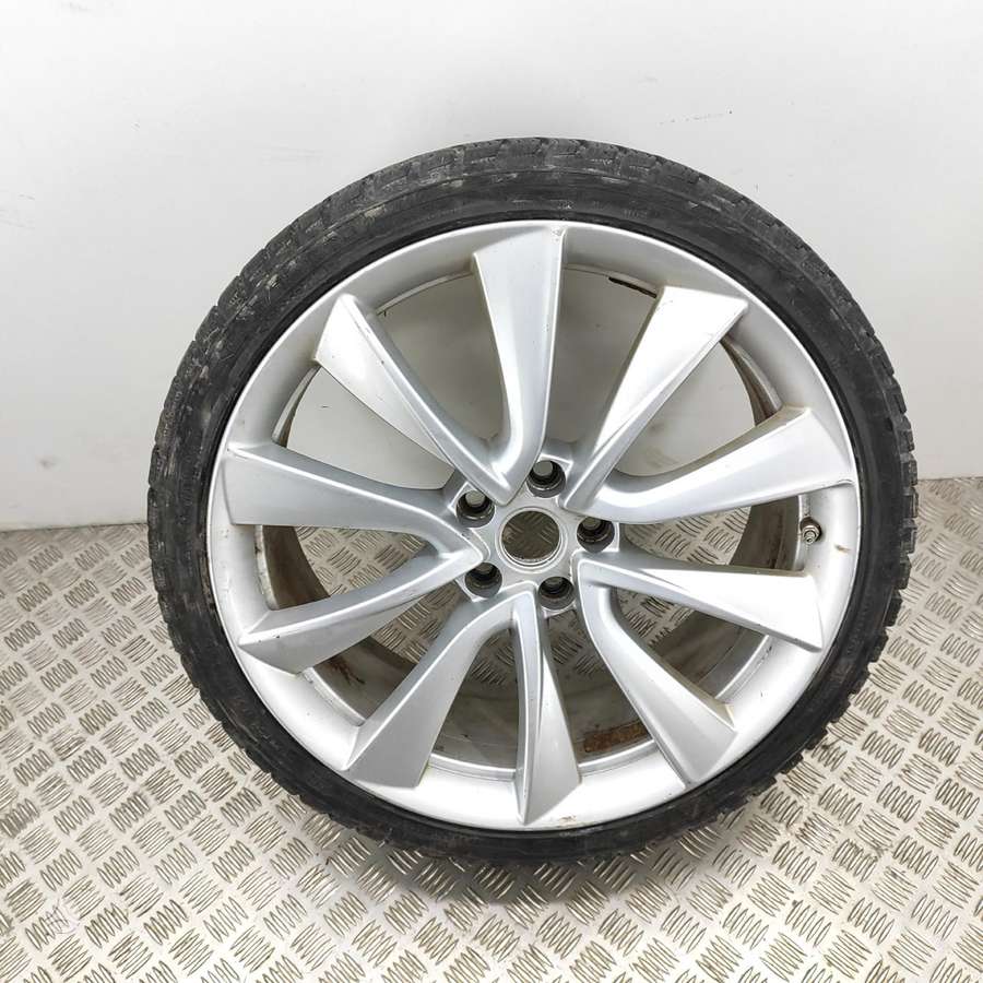 TESLA MODEL 3, light alloy, R20