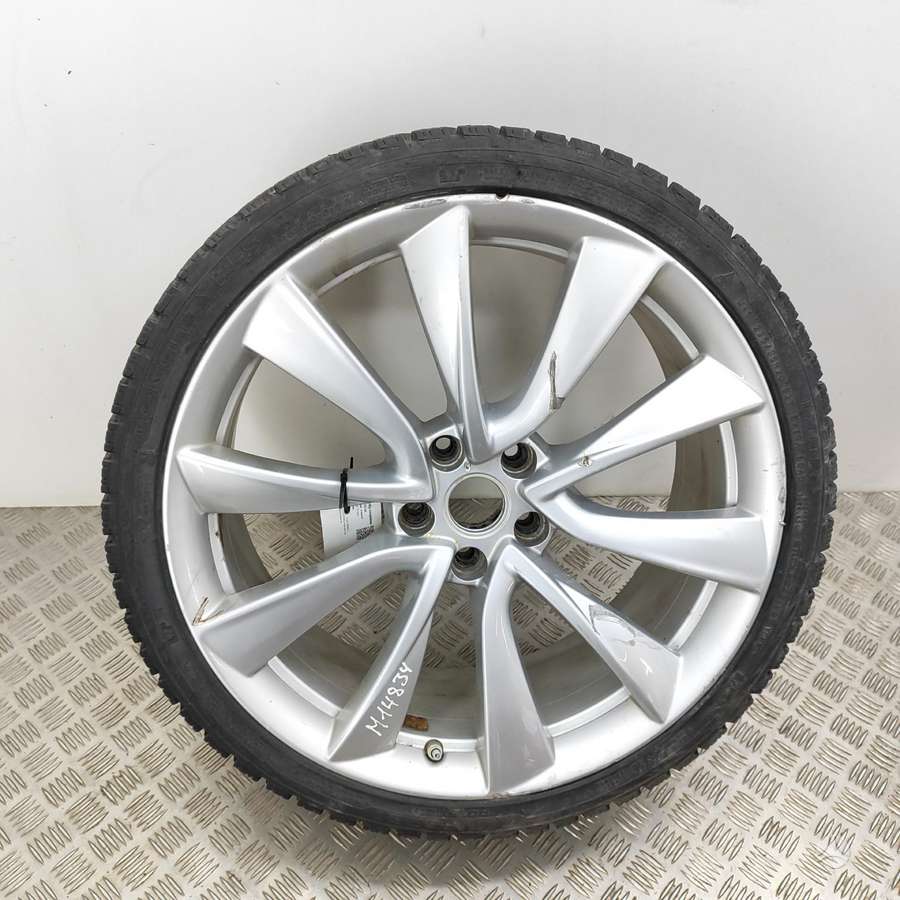 TESLA MODEL 3, light alloy, R20