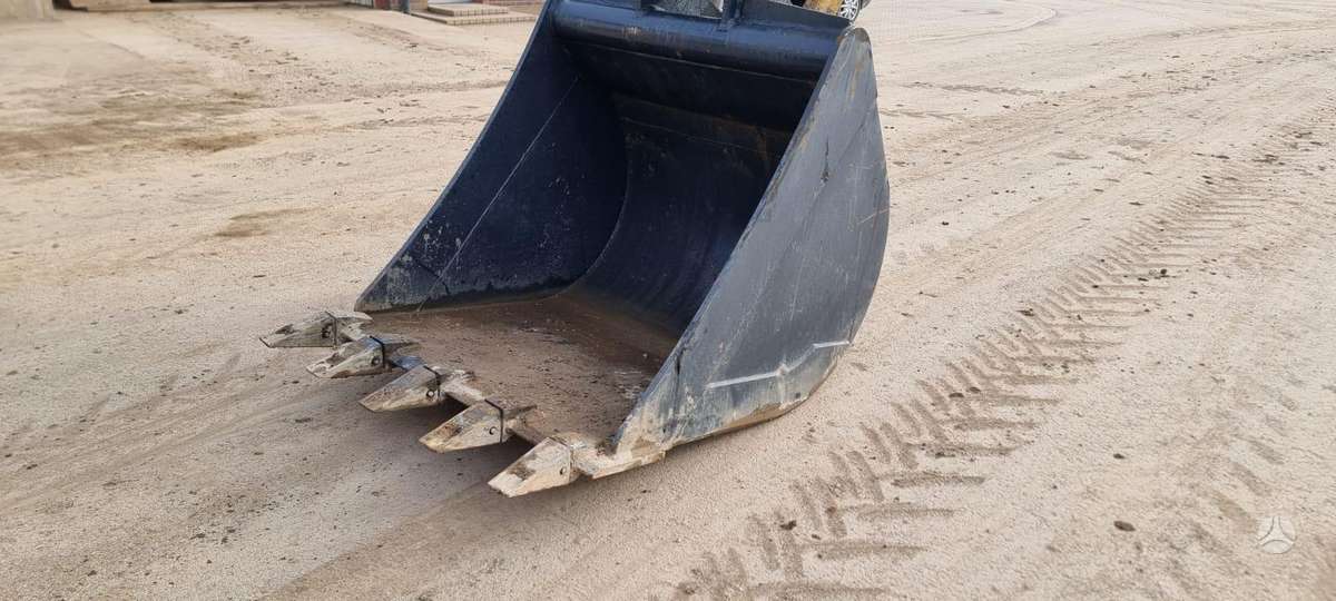 Komatsu PC290 LC-10, экскаваторы